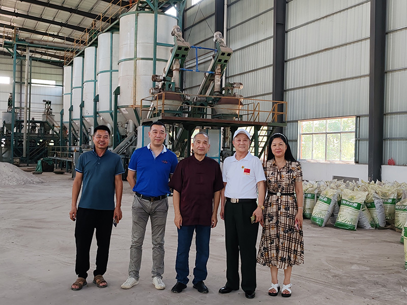 現(xiàn)場(chǎng)合影